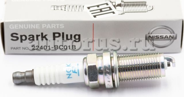 Свеча зажигания Nissan. Артикул 22401BC01B