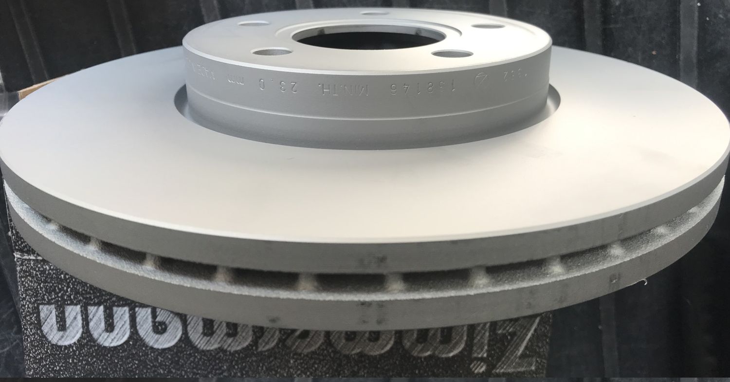 Тормозной диск Zimmermann Coat Z. Артикул 250.1352.20