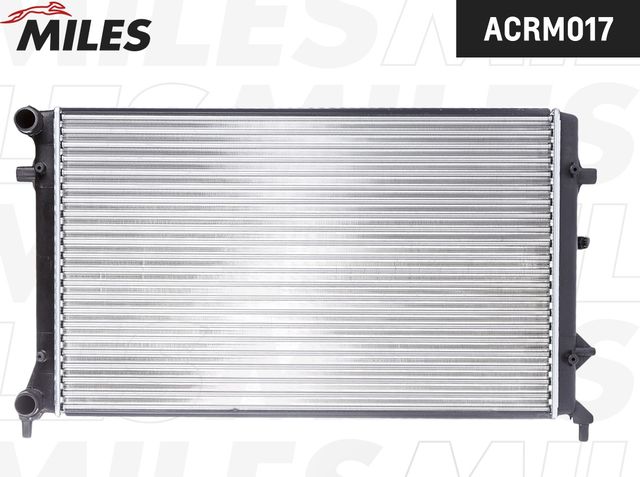 Радиатор охлаждения двигателя Miles для Skoda Octavia A5 2004-2013. Артикул ACRM017