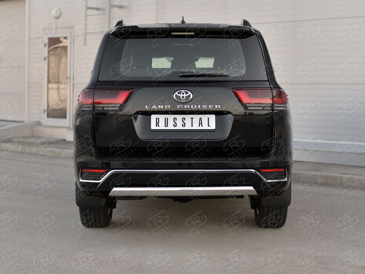 Защита RusStal заднего бампера d75х42 дуга для Toyota Land Cruiser 300 70th Anniversary 2021-2026. Артикул TLCZ-003638