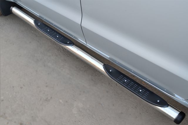 Защита порогов RusStal труба d76 с накладками (вариант 2) для Volkswagen Amarok 2010-2015. Артикул VAKT-0015632