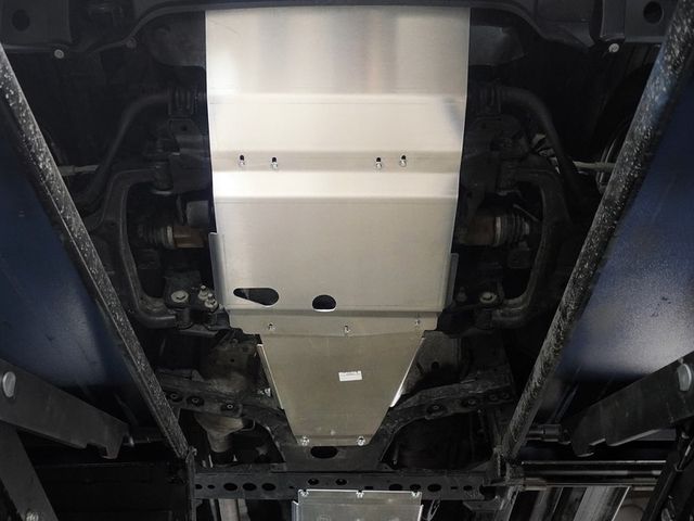 Защита алюминиевая ТСС (4 мм) для картера и радиатора Mercedes X-Class 2018-2020. Артикул ZKTCC00370