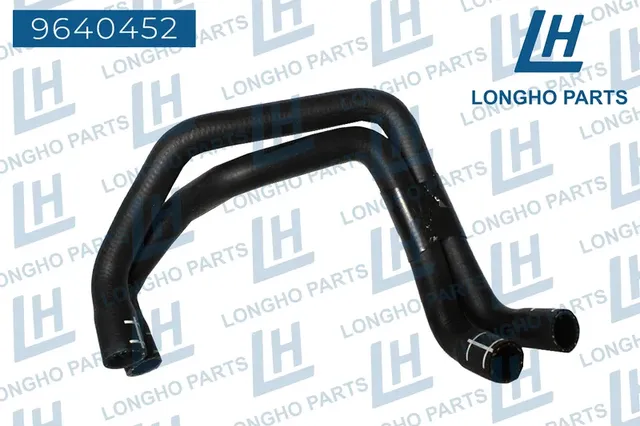 Патрубок резиновый (шланг) / Audi Q7/ VOLKSWAGEN Touareg 7L0122073AC (Longho). Артикул 9640452