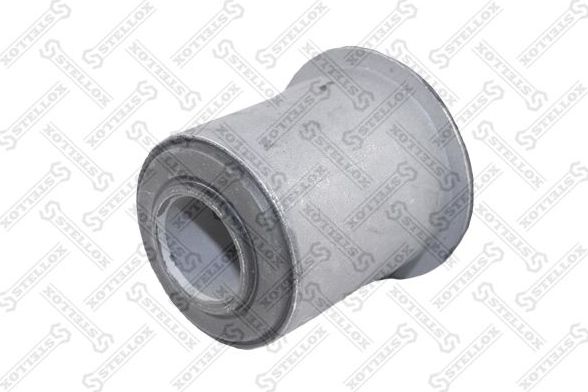 Сайлентблок переднего рычага подвески Stellox. Артикул 87-98026-SX