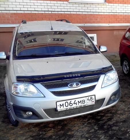 Дефлектор VT52 для капота Lada Largus 2012-2021. Артикул VZ04VT
