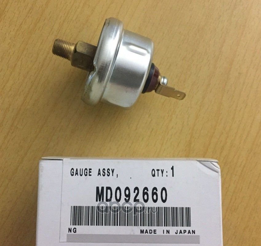 Датчик давления масла Mitsubishi. Артикул MD092660