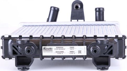 Радиатор охлаждения двигателя Nissens. Артикул 606644