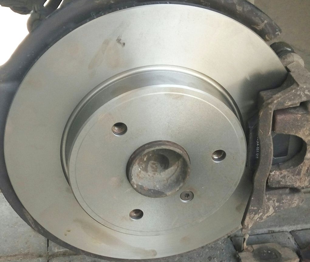 Тормозной диск Bosch. Артикул 0 986 479 305