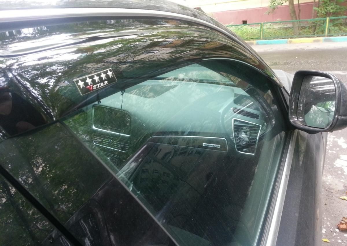 Дефлекторы "V-Star" для окон Audi Q5 2008-2012. Артикул D25046