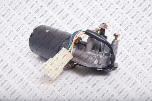 МОТОР СТЕКЛООЧИСТИТЕЛЯ ЛОБОВОГО СТЕКЛА ТРАПЕЦИЯ (Ukorauto). Артикул UDW9N26195