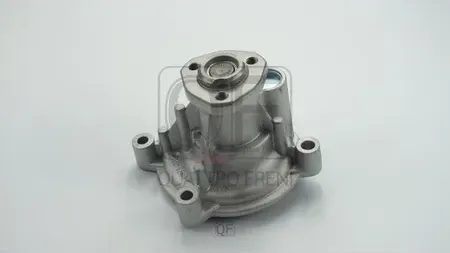 НАСОС ВОДЯНОЙ В СБОРЕ (Quattro Freni). Артикул QF05A00128