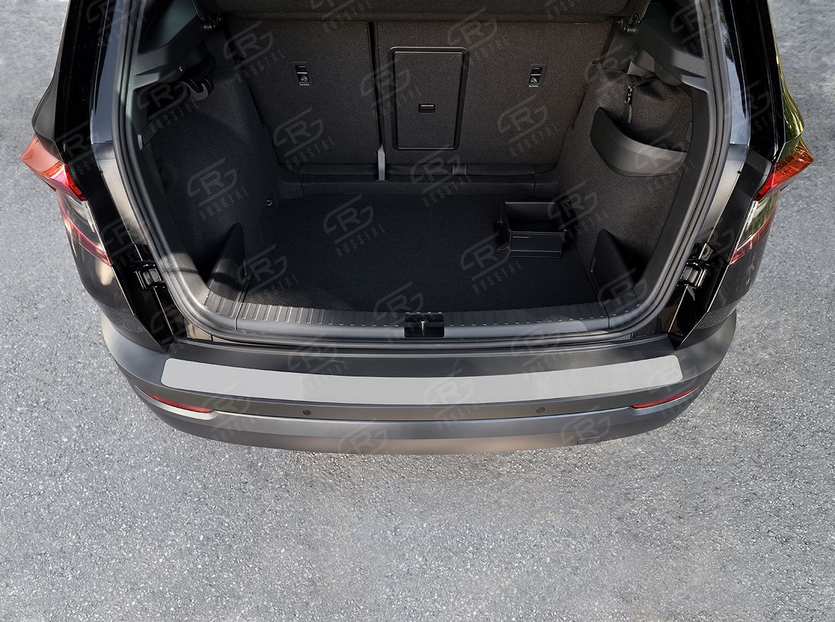 Накладка RusStal на задний бампер (лист нерж., зеркальный) для Skoda Karoq 2020-2026. Артикул SKKN-003449