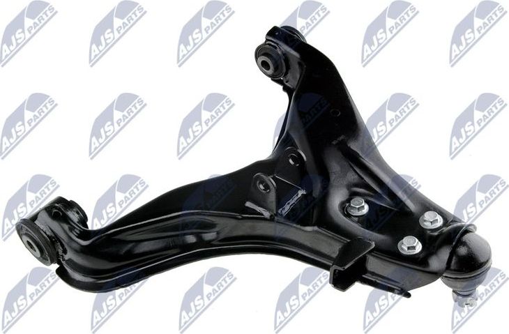 Поперечный рычаг передней подвески NTY. Артикул ZWD-MS-106