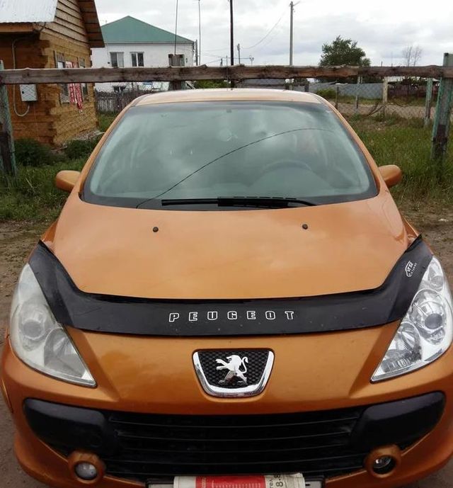 Дефлектор VT52 для капота Peugeot 307 2005-2008. Артикул PG10VT