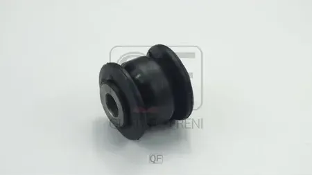 Сайлентблок задней цапфы (Quattro Freni). Артикул qf24d00205