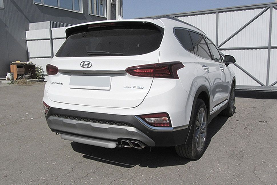 Защита Slitkoff заднего бампера d57 короткая для Hyundai Santa Fe IV 2018-2026 Серебристая. Артикул HSFT18-005S