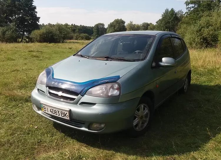 Дефлектор Vip-Tuning для капота Daewoo Tacuma 2000-2008. Артикул DW03