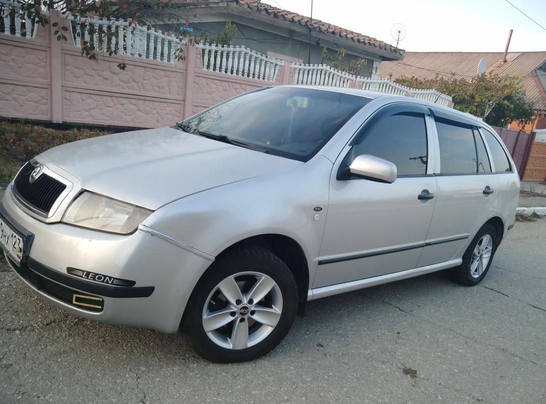 Дефлекторы Cobra Tuning для окон Skoda Fabia I универсал 2000-2007. Артикул S21200