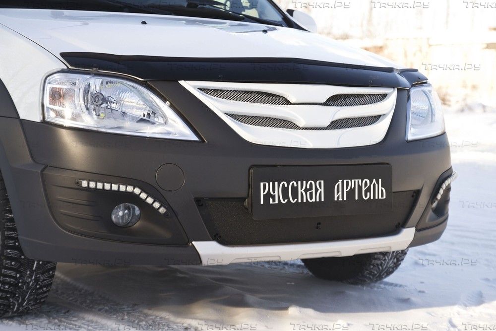 Зимняя заглушка (утеплитель) Русская Артель решетки переднего бампера для ВАЗ Lada Largus Cross I универсал 2015-2026. Артикул ZRL-129902