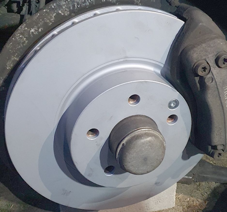 Тормозной диск Bosch. Артикул 0 986 479 040