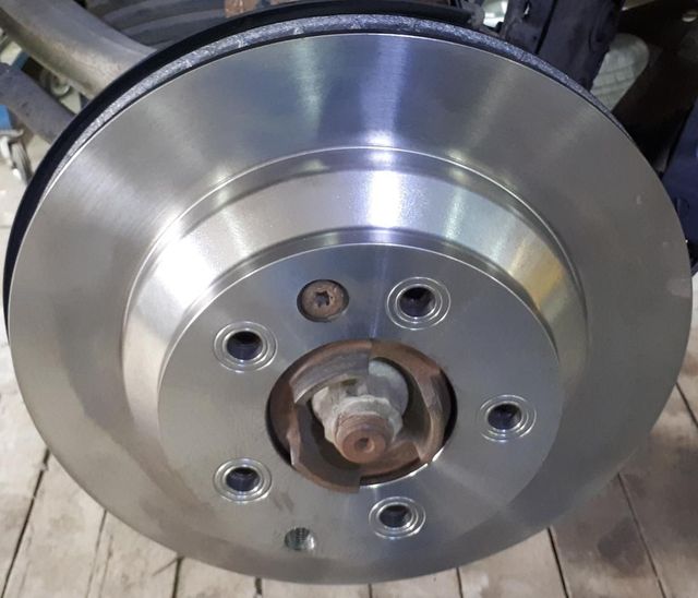 Тормозной диск NiBK. Артикул RN1737