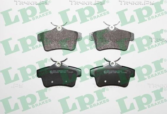 Тормозные колодки LPR задние для Citroen DS5 2011-2015. Артикул 05P1567