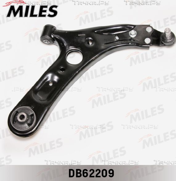 Поперечный рычаг передней подвески Miles правый нижний внешний для Hyundai i30 III 2013-2026. Артикул DB62209