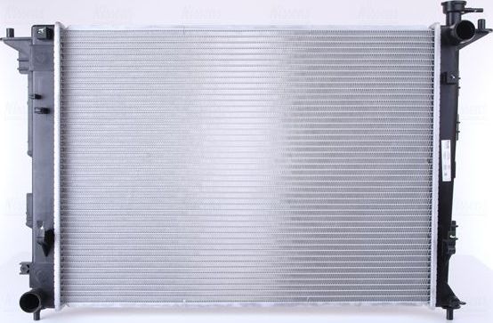 Радиатор охлаждения двигателя Nissens. Артикул 675018