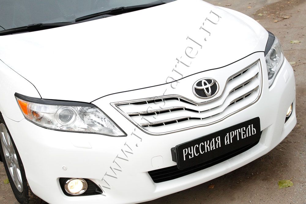 Накладки Русская Артель на передние фары (реснички) укороченные для Toyota Camry 40 (V40, XV40) 2006-2011. Артикул RETC4-004400