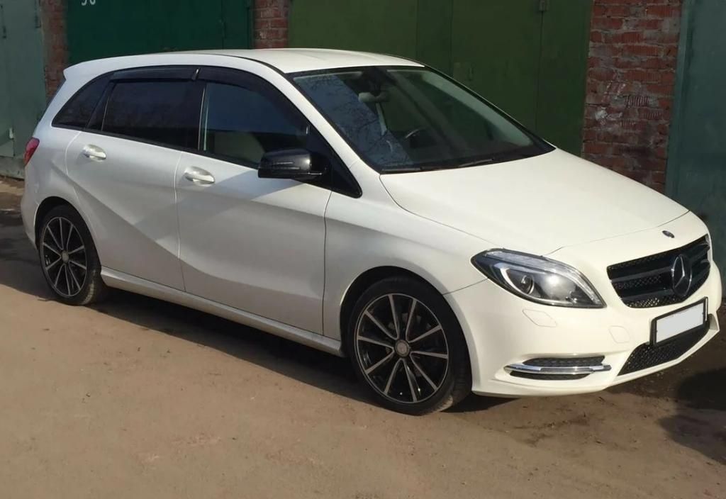 Дефлекторы Cobra Tuning для окон Mercedes-Benz B-Класс W246 2011-2026. Артикул M33011