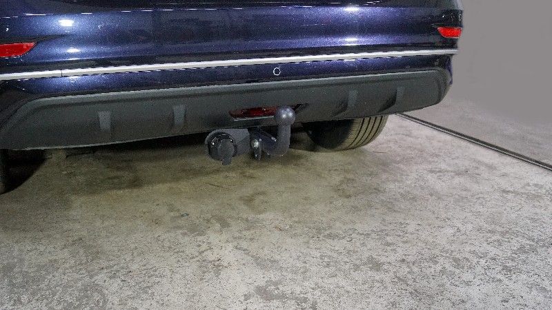 Фаркоп ТСС оцинкованный для Geely Emgrand 2024-2026. Артикул TCU00417