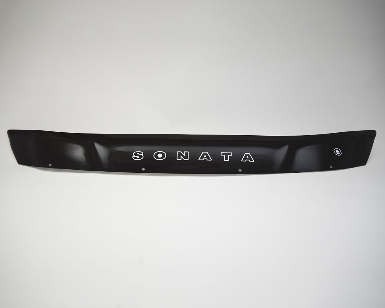 Дефлектор VT52 для капота Hyundai Sonata VII LF седан 2017-2019. Артикул HYD69VT