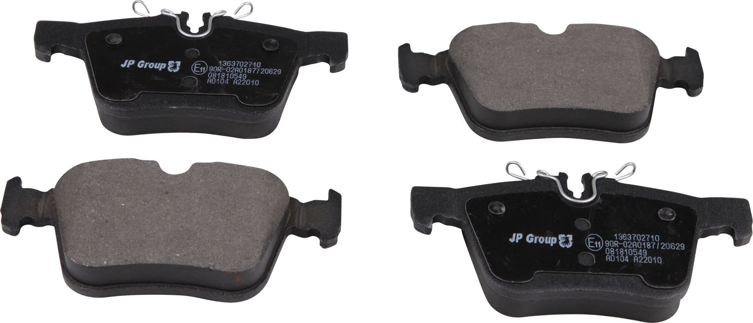 Тормозные колодки JP Group. Артикул 1363702710
