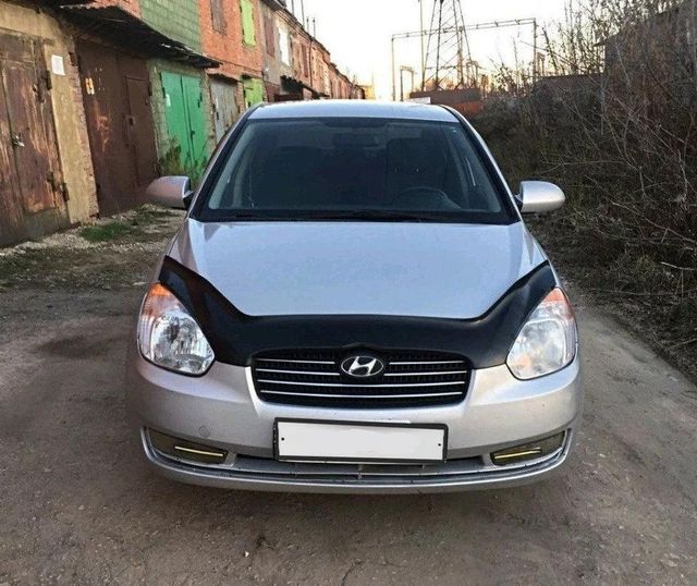 Дефлектор VT52 для капота Hyundai Verna 2006-2009. Артикул HYD14VT