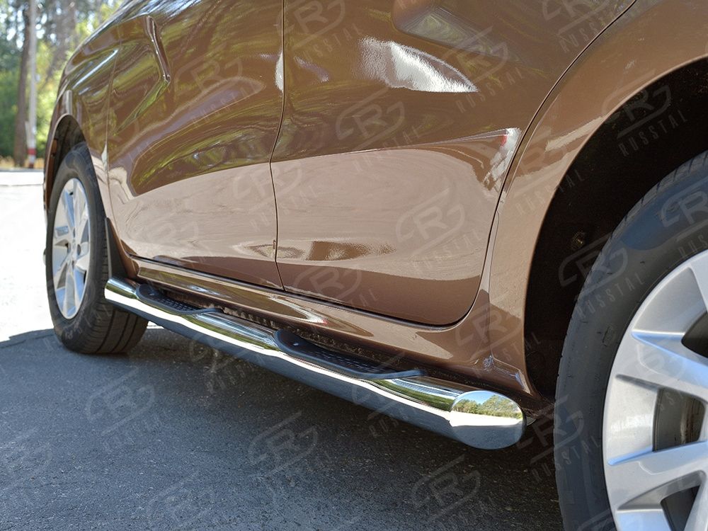 Защита порогов RusStal труба d76 с накладкой для Lada Xray 2015-2026 (Вариант 1). Артикул LXRT-0023881