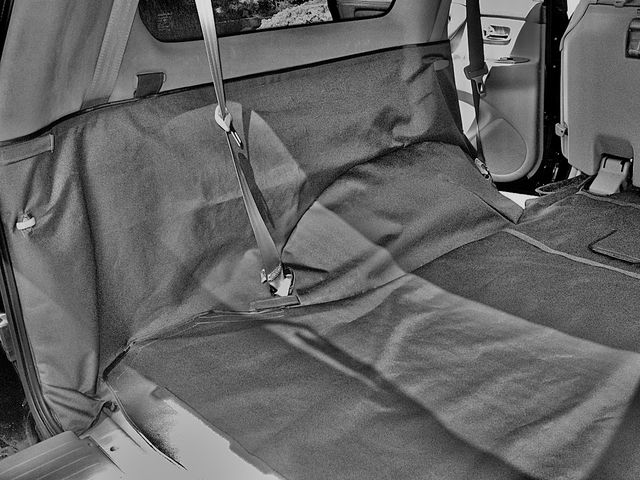 Защитный чехол AUTOSMSTUDIO "Maxi" в багажник автомобиля для Lexus LX 470 2005-2007, серый. Артикул TP-J100-MAXI-GR