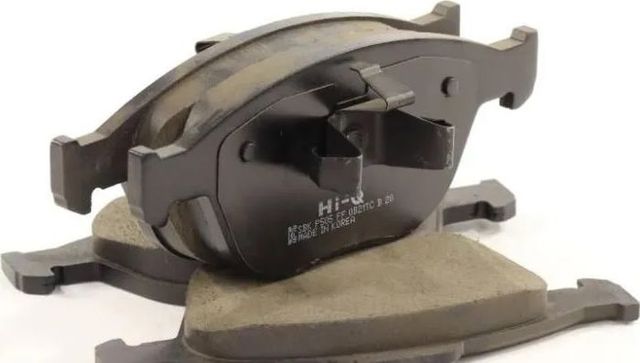 Тормозные колодки Sangsin Hi-Q передние для Ford Focus I 2002-2004. Артикул SP1623