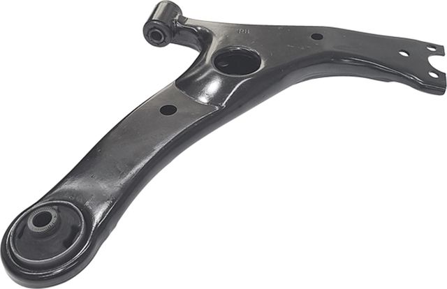 Поперечный рычаг передней подвески CTR правый для Toyota RAV4 II (XA20) 2000-2005. Артикул CQ0301R