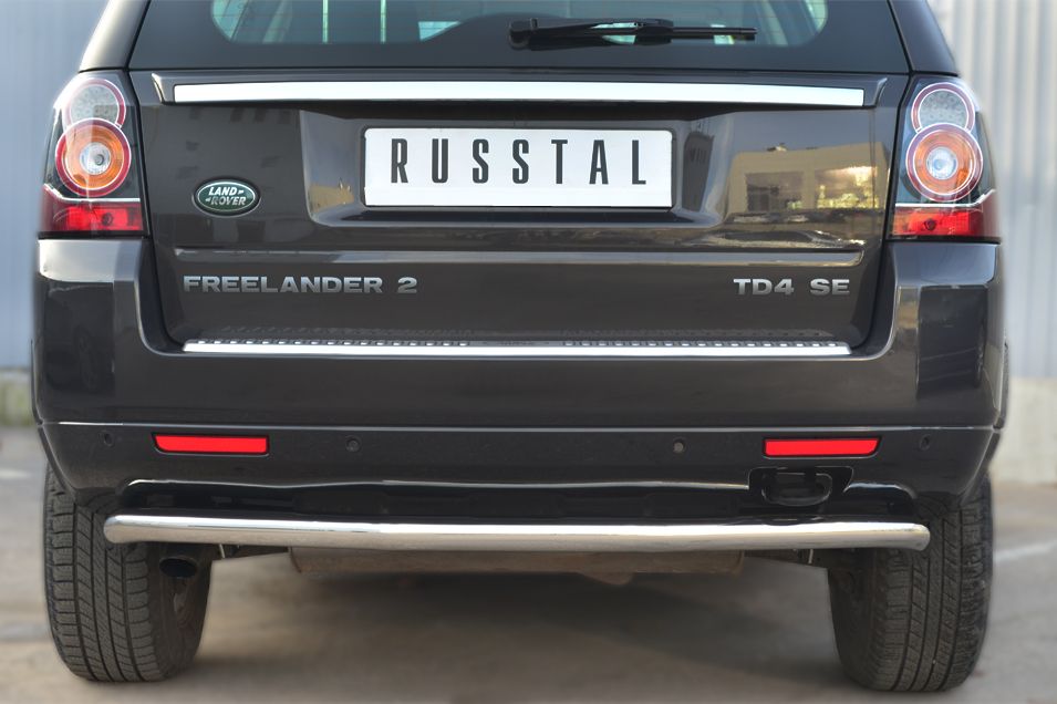 Защита RusStal заднего бампера d63 (волна) для Land Rover Freelander II 2013-2014. Артикул LFRZ-001496