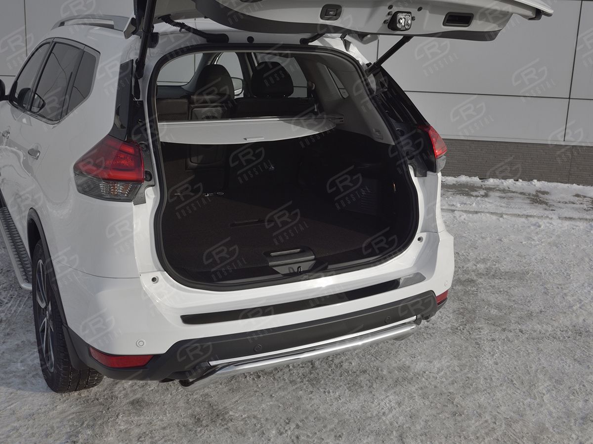 Накладка RusStal на задний бампер (лист нерж зеркальный) для Nissan X-Trail T32 рестайлинг 2018-2026. Артикул NXN-003163