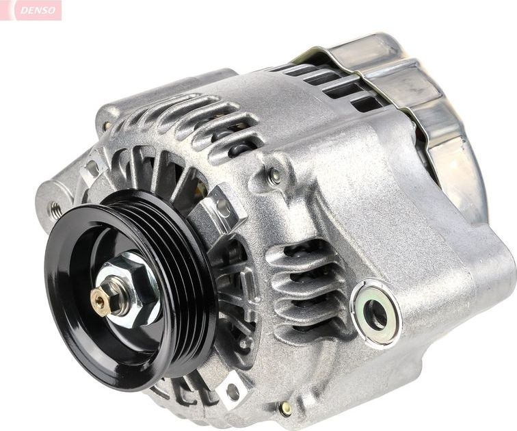 Генератор Denso. Артикул DAN1006
