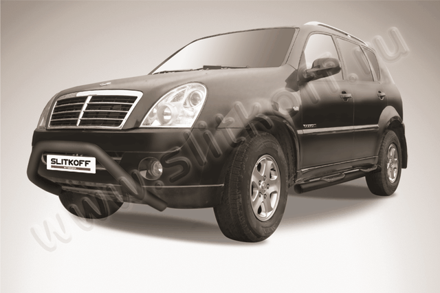 Кенгурятник Slitkoff d57 широкий мини ЧЕРНЫЙ матовый для SsangYong Rexton II 2010-2012. Артикул z