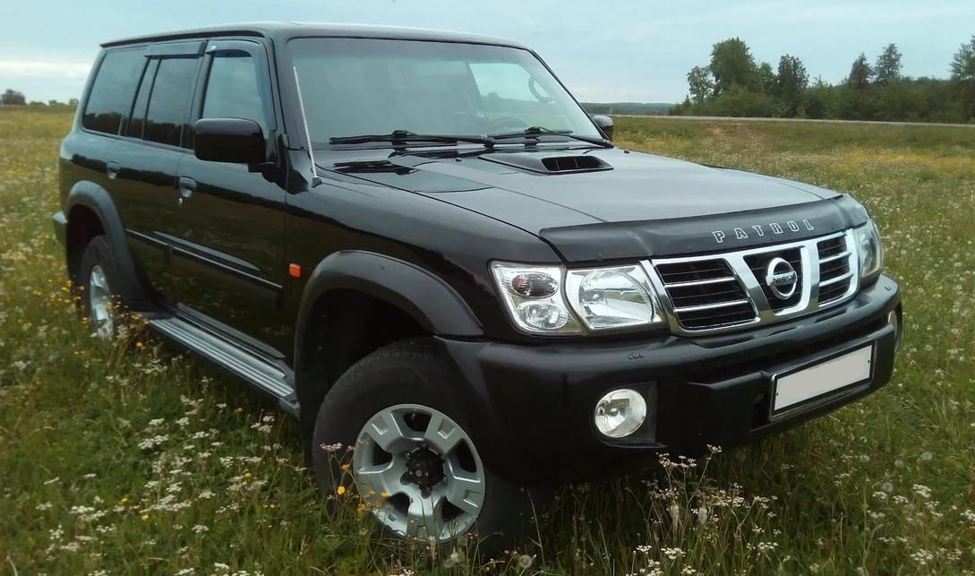 Дефлектор Vip-Tuning для капота Nissan Patrol Y61 1998-2004. Артикул NS27