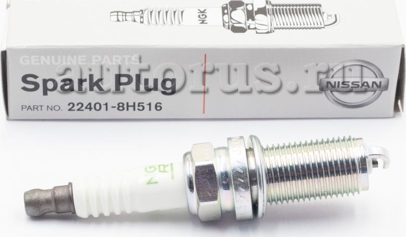 Свеча зажигания Nissan. Артикул 224018H516