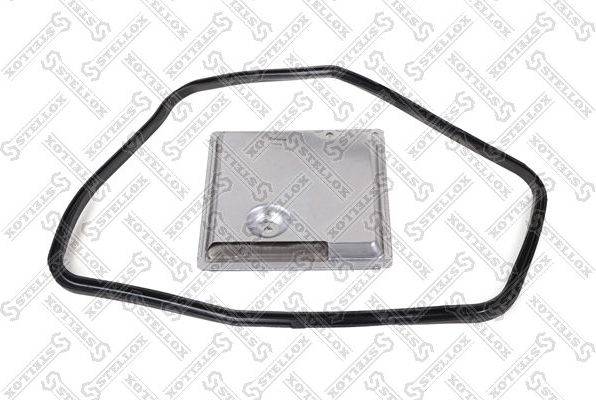 Масляный фильтр Stellox для BMW 7 I (E23) 1977-1986. Артикул 20-50563-SX