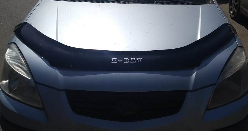 Дефлектор Vip-Tuning для капота Lada Xray длинный 2015-2026. Артикул VZ09