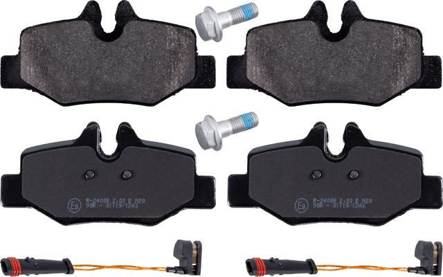 Тормозные колодки Blue Print. Артикул ADBP420000