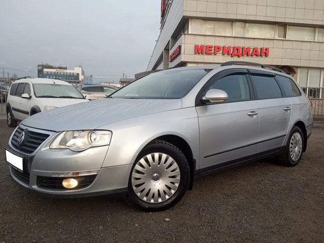 Дефлекторы Cobra Tuning для окон Volkswagen Passat B6 универсал 2005-2010. Артикул V22505