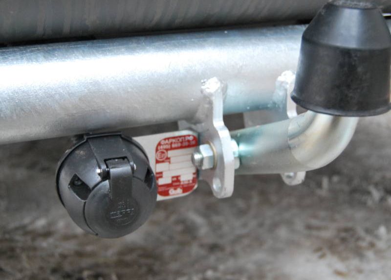 Фаркоп Galia оцинкованный для Volkswagen LT (без подножки, кол. база 3,55/4,025м) 1995-2006. Артикул M034A