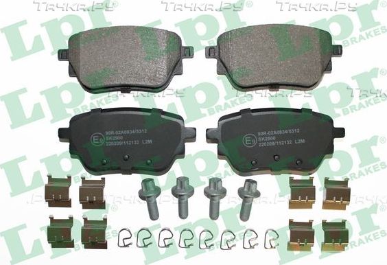Тормозные колодки LPR. Артикул 05P2132K